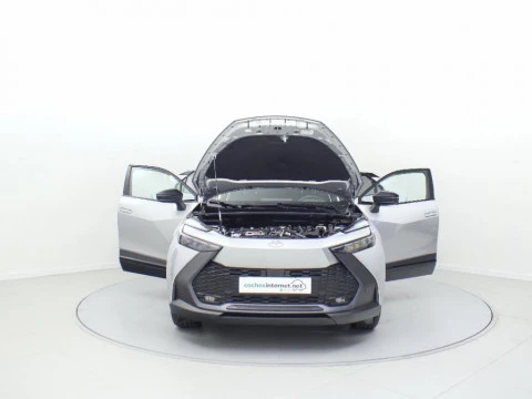 Toyota C-HR CH Toyota C-HR - NG24