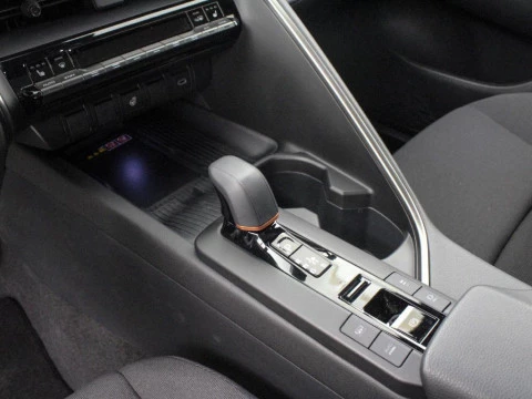 Toyota C-HR CH Toyota C-HR - NG24