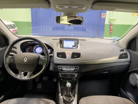 Renault Fluence 1.6 16v Limited 85 kW (115 CV)
