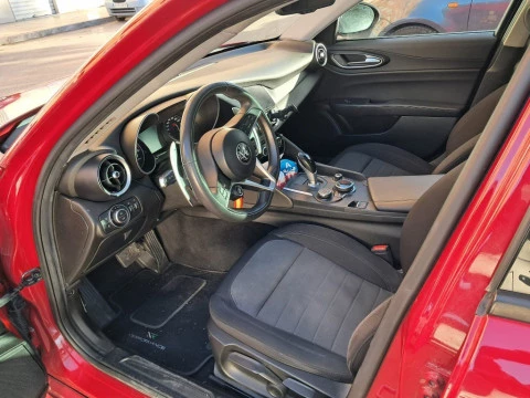 Alfa Romeo Giulia  Diesel  2.2 Diesel Super Aut. 150