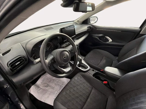 Toyota Yaris 1.5 120H Active Plus