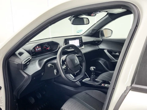 Peugeot 2008 Allure Puretech 100 S&S 6 Vel. MAN