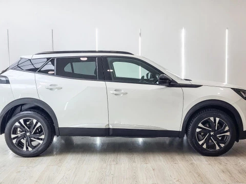 Peugeot 2008 Allure Puretech 100 S&S 6 Vel. MAN