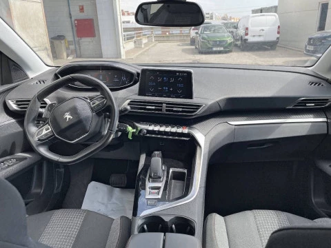 Peugeot 3008 1.2 PureTech 96KW S&S Active EAT8