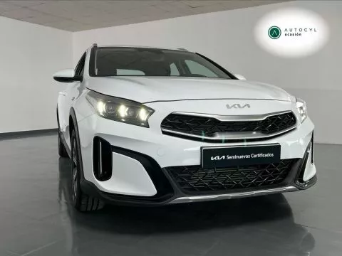 Kia XCeed 1.0 T-GDi Drive 74kW (100CV) Kia XCeed 1.0 T-GDi Drive 74kW (100CV)