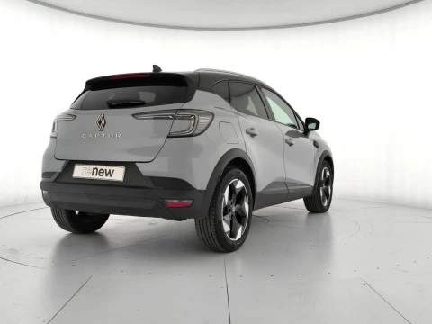 Renault Captur techno Eco-G 100cv (74 kW)