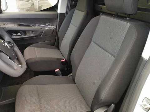 Opel Combo-e Cargo L 800kg Eléctrico 100kW Batería 5