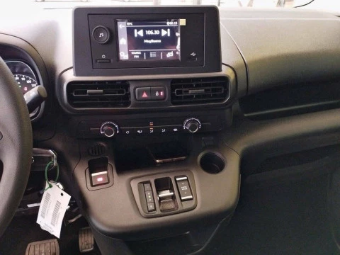 Opel Combo-e Cargo L 800kg Eléctrico 100kW Batería 5