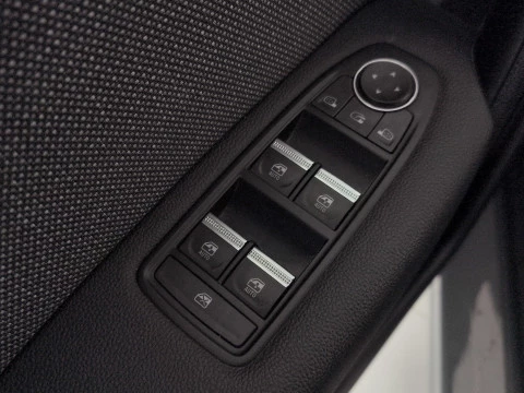 Renault Captur techno Eco-G 100cv (74 kW)