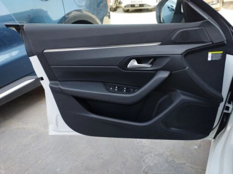 Peugeot 508 Hybrid SW Allure HYBRID 225 e-EAT8