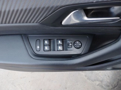 Peugeot 508 Hybrid SW Allure HYBRID 225 e-EAT8