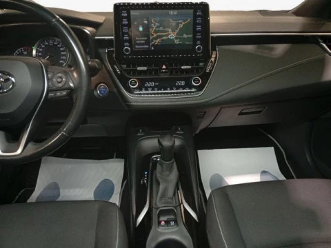 Toyota Corolla 2.0 180H STYLE E-CVT TOURING SPORT