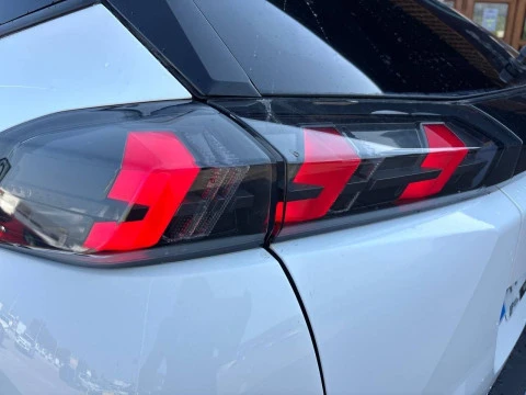 Peugeot 2008 Allure BlueHDI 81kW (110CV)