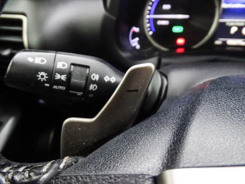 Lexus NX 2.5 300h Business Navigation 2WD