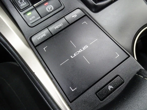 Lexus NX 2.5 300h Business Navigation 2WD