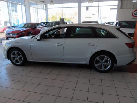Audi A4 fam. 2.0 35 TFSI ADVANCED AVANT 5P