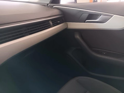 Audi A4 fam. 2.0 35 TFSI ADVANCED AVANT 5P