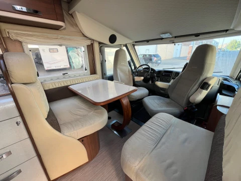 MCLOUIS NEVIS NEVIS 872