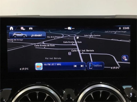 Mercedes-Benz GLA 200 D