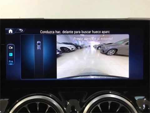 Mercedes-Benz GLA 200 D