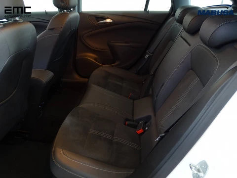 Opel Astra 1.2T SHR 107kW (145CV) Elegance ST