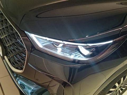 EBRO S800 1.6 TGDI Luxury 7 DCT