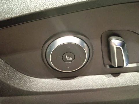 EBRO S800 1.6 TGDI Luxury 7 DCT