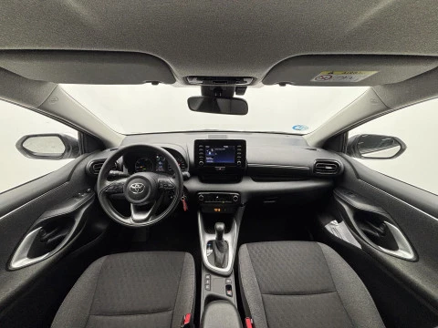 Toyota Yaris 1.5 120H Business Plus