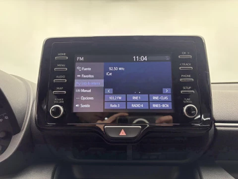 Toyota Yaris 1.5 120H Business Plus