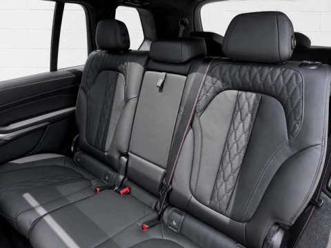 BMW X7 M60i xDrive 390 kW (530 CV)