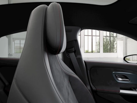 Mercedes-Benz Clase CLA  220 con tecnología híbrida