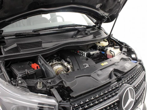 Mercedes-Benz Clase V 2.0 250 D AVANTGARDE LWB 190 5P
