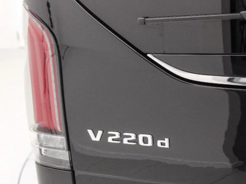 Mercedes-Benz Clase V 2.0 250 D AVANTGARDE LWB 190 5P