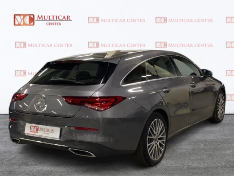 Mercedes-Benz CLA 200 D DCT Shooting Brake