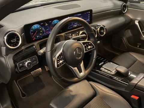 Mercedes-Benz CLA 200 D DCT Shooting Brake