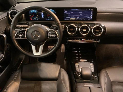 Mercedes-Benz CLA 200 D DCT Shooting Brake