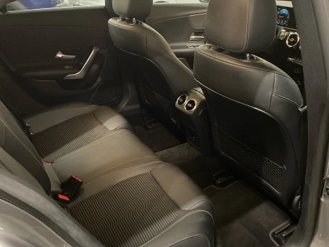 Mercedes-Benz CLA 200 D DCT Shooting Brake