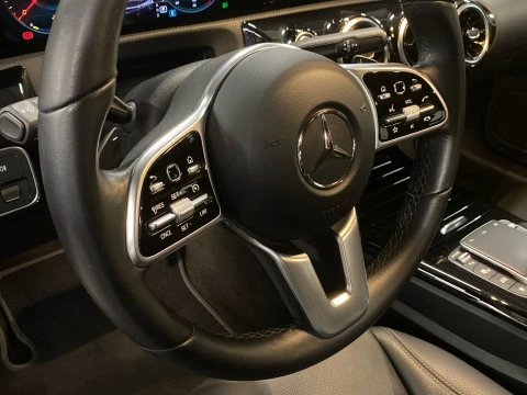 Mercedes-Benz CLA 200 D DCT Shooting Brake