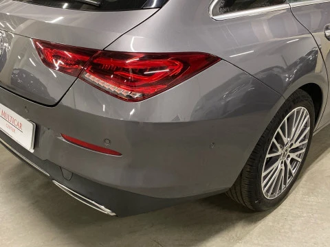 Mercedes-Benz CLA 200 D DCT Shooting Brake