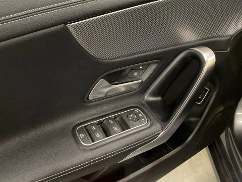 Mercedes-Benz CLA 200 D DCT Shooting Brake