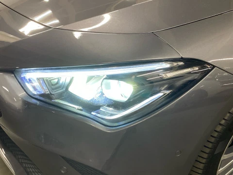 Mercedes-Benz CLA 200 D DCT Shooting Brake