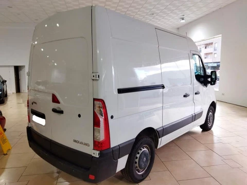 Opel Movano 2.3 CDTI 125 HP MWB HRF FWD 3.3T 4P