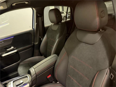 Mercedes-Benz GLA 200 D