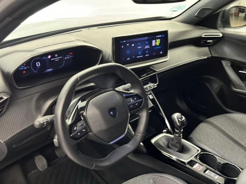 Peugeot 2008 Allure Pack Puretech 130 S&S EAT8