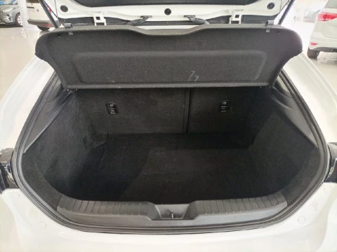 Mazda3 2.5L e-SKYACTIV G MHEV 103kW Prime-line