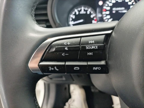 Mazda3 2.5L e-SKYACTIV G MHEV 103kW Prime-line