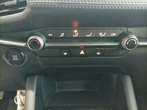 Mazda3 2.5L e-SKYACTIV G MHEV 103kW Prime-line