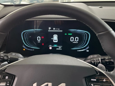 Kia Niro 1.6 GDi HEV 95kW (129CV) Drive