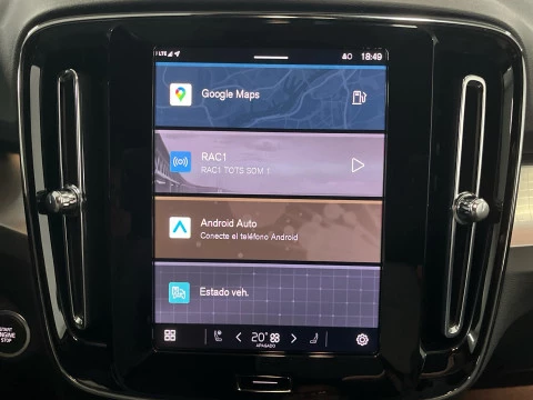 Volvo XC40 XC40 Plus, B3 Mild Hybrid, Gasolina, Dark