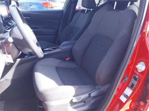 Toyota C-HR 5P Advance 180H e-CVT